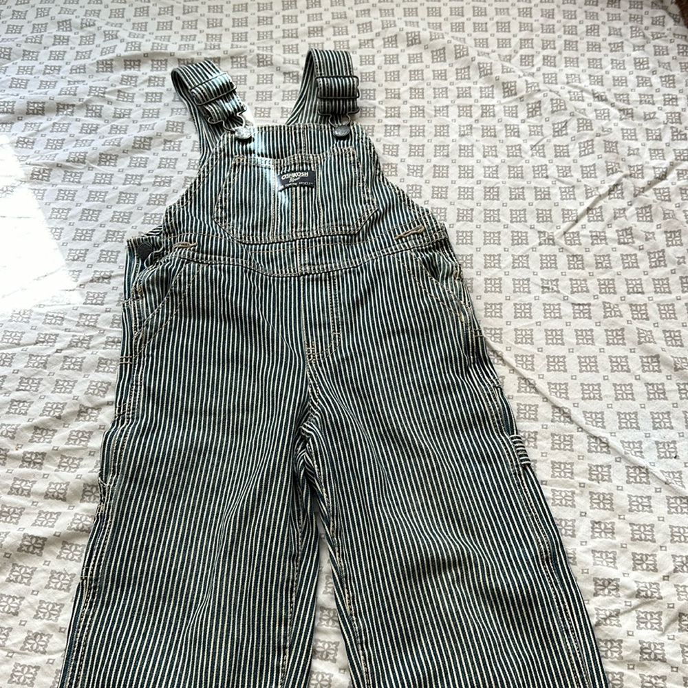 Oshkosh B’Gosh kids Classic Overalls